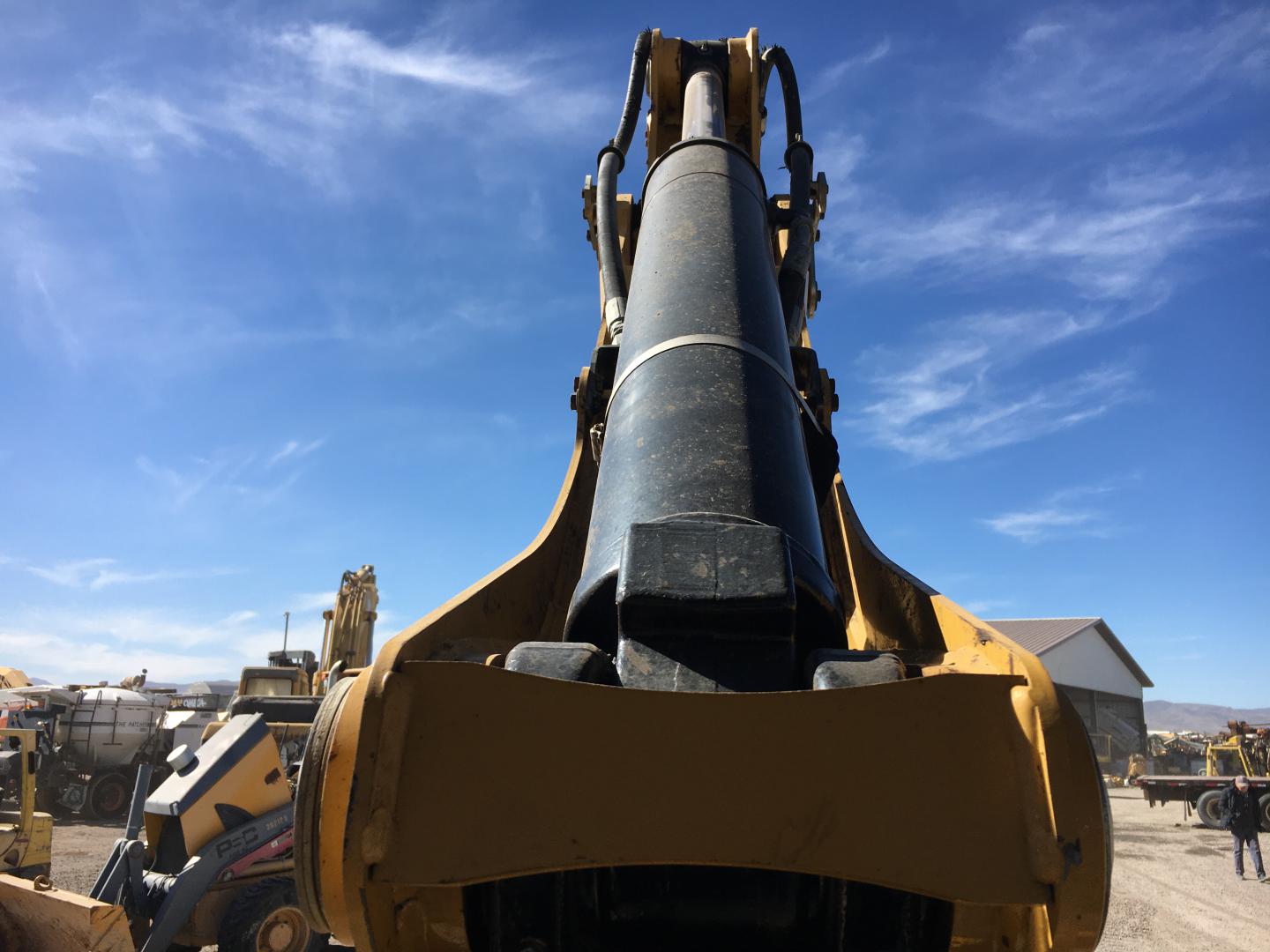 ./imagenes/INVOICE/2019/17135/RETROEXCAVADORA CAT 420F (33).JPG